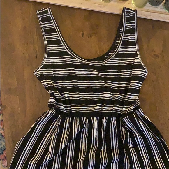 Striped Midi Jumpsuit 🔥 - Picture 6 of 9